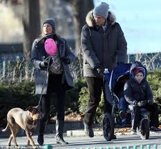 Kids chat, play games, post in forums and. Gisele Bundchen And Husband Tom Brady Take Out Daughter Vivian And Sons Benjamin And John Moynahan For Play Day On Christmas Daily Mail Online