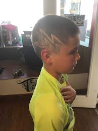 This vintage side part has a lovely feel to it which is made cool by the lightning bolt design in the faded side. Haircut Coincidence Pokemon Amino
