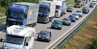Acht teilabschnitte auf den straßen: Fahrverbot Fur Lkw In Der Hauptreisezeit Verscharft