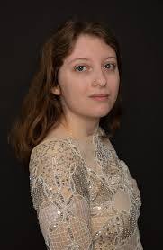 Elyse Hoffman's Instagram, Twitter & Facebook