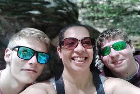 Happy Tuesday, everyone! Every Tuesday we love shining a little spotlight 