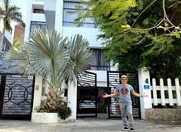 Kinh quốc kể với vietnamnet, anh gặp bà xã kinh quốc trầm tính nhưng lãng mạn, bay bổng, thích những gì tinh tế còn thu trà quen ăn sóng nói gió không phải kiểu người dịu dàng, nhu mì và. 5rh Cfqz6sikem