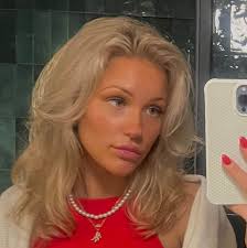 Bläddra bland tusentals skådespelare, statister och modeller inom  underhållningsbranschen