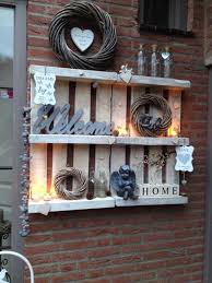 Lasst Die Kinder In Eurem Bett Schlafen Ihr Spart Euch Hinterher Die Nachhilfe Bildergebnis Fur Paletten Deko The Alte Paletten Palette Deko Paletten Garten