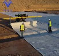 Geotekstil nonwoven PP hitam berkekuatan tinggi, felt jarum untuk  bendungan, tepi laut, tempat pembuangan, jalan