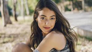 Bugün de tescilli güzel dilan çiçek deniz'in estetiksiz fotoğrafları gündem oldu. Dilan Cicek Deniz In Estetiksiz Haline Yagmurlu Havada Su Verilmez Sayfa 10 Foto Galeri