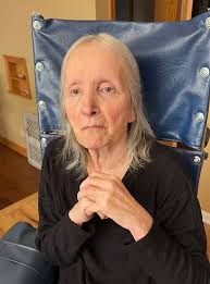 I love you mom🥹 I hope you get well soon🙏 God bless you🙏