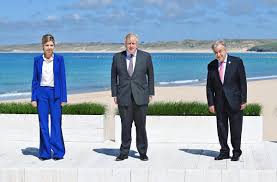 Taking their name from the setting, this original group of four became known as. 3duzlz 0hj1uim