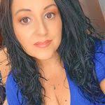 Danielle Tinney's Instagram, Twitter & Facebook