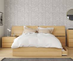 Dating to the 1930s the quality throughout this piece is of. Lagos 3 Piece Queen Size Bedroom Set Natural Maple Rd Furniture