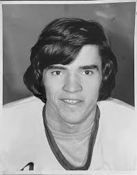 Who is the unidentified hockey player in the photo?
