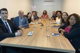 Silvio Almeida teria passado a mão entre as pernas de Anielle em reunião