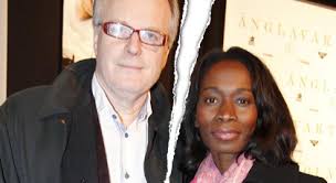 Nyamko sabuni lät sitt eget liv vara den röda tråden i talet, från att hon föddes i burundi av föräldrar som levde i exil till att hon valdes till partiledare i fredags. Nyamko Sabuni Har Separerat Fran Maken Extra Expressen