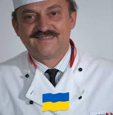 Gold für Café Central! 🥇 Lara Katharina Mair vom Café Central Wien gewinnt  den Staatsmeistertitel bei den AustrianSkills 2025 im Beruf Konditor:in.  Der dreitägige Wettbewerb fand am vergangenen Wochenende im Messezentrum  Salzburg