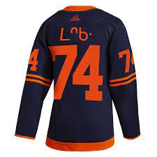 Bear honours his cree roots with a special jersey tonight. Ndnsports Com On Twitter The Ethan Bear Jersey Has His Name Written In Cree With His Number 74 Pro Am Sports Says They Worked With The Bear Family To Ensure They Got The