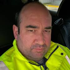 Does anyone know this cat in the Pawtucket area?