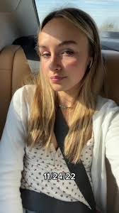 Olivia Payne's Instagram, Twitter & Facebook