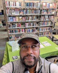 📸 Our own David Daw at the Fall City @kingcountylibrary for our regular  Community Service Area office hours.