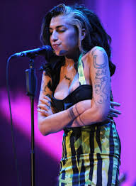 And to be perfectly honest she looks better than i thought she would. They Know That She S No Good Amy Winehouse Booed Off Stage In Serbia The Independent The Independent