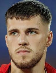 Adam Prusa's Instagram, Twitter & Facebook