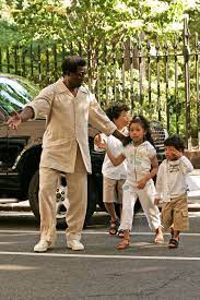 He is known all over the world as an actor, producer, director, writer and even a mart. Wesley Snipes Blackcelebritykids Black Celebrity Kids Babies And Their Parents