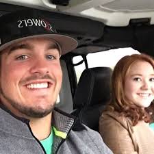 Isaac Medina (@yaboyizik)