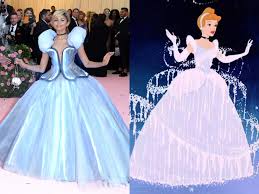 May 26, 2021 · demi rose leaves little to the imagination as she flashes underboob in a very daring cutaway dress. Celebrities That Looked Like Disney Characters At The 2019 Met Gala