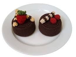 A Moment On The Lips A Lifetime On The Hips A Moment On The Lips A Lifetime On The Hips Risky Decision Now You Can Enjoy Such A Thing With Visual Pleasure An Crochet Food Crochet Cake Play Food