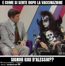 Se sei un fan sfegatato di gigi segui questa pagina!! E Come Si Sente Dopo La Vaccinazione Signor Gigi D Alessio Facciabuco Com