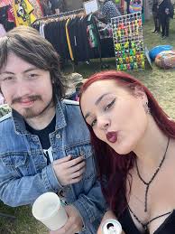 Still to this day 🤞🏽 know this old, look at the camera quality 🤣 Jason  Hill