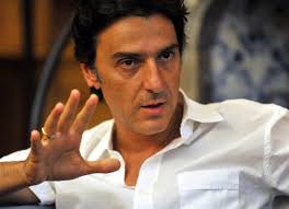 Cinéma « Acteur, j'ai l'impression que j'ai fait le tour », dit le  comédien, qui joue et coproduit le film de Lucas Belvaux, « 38 témoins ».  Les envies d'Yvan Attal