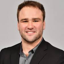 Thrilled to announce my promotion to Sales Bench Manager, Tax Workflow at  Thomson Reuters! The journey has been incredible thus far, and I wouldn't  be the person I am without the intern