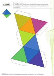 Platonische Korper Basteln Ein Set Mit Funf Bastelbogen Hier Oktaeder Aus Acht Dreiecken Geometricheskie Figury Kvilting Korobochki