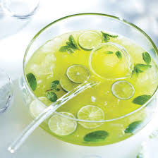 Recette De Punch Facon Mojito Coup De Pouce Mojito Punch Recipe Party Punch Recipes Punch Recipes