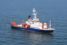 The nether and overworld dimensions are also available as well as the numerous arenas in the said dimensions. Meteor Kdm German Marine Research Consortium
