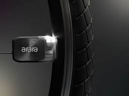 Mit Sicherheit Arara Das Fahrradlicht Ganz Ohne Batterien Heldth In 2020 Fahrrad Licht Fahrrad Fahrrad Fahren