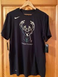 Vind fantastische aanbiedingen voor milwaukee bucks shirt. Nike Milwaukee Bucks T Shirt M For Sale In Crecora Limerick From Eoinn88