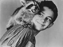 Earlene Hebert's Instagram, Twitter & Facebook