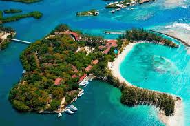 Fantasy Island Roatan Honduras Corey Reece Yanzito We Were A Short Paddle Boat Ride Away From This When We Went To Ho Roatan Honduras Roatan Honduras Travel