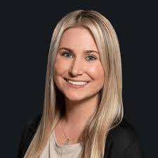 Mindi Cooley's Instagram, Twitter & Facebook