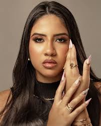 Amanda Adames (@amanda_adames) • Instagram photos and videos