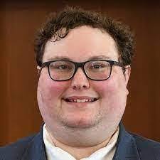 Devon Stennett's Instagram, Twitter & Facebook