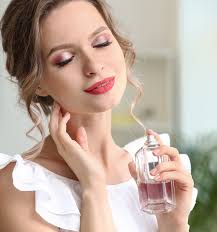 Hacks Which Makes Perfume Lasts Longer