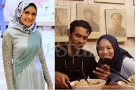 Sejarah waktu siaran slot akasia 2007. Rupa Rupanya Ezza Yusof Tunang Remy Ishak Bukan Calang Calang Orang Jom Lihat Biodata Beliau Pasti Ramai Terkejut Besar Supit Sepah