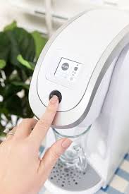 Keurig 2.0 needle cleaner accessory. How To Clean Keurig 2 0 Step By Step Instructions