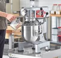 Avantco MX10WFB 10 Qt. Planetary Stand Mixer with Guard, Standard  Accessories & Flexible Silicone Blade Scraper - 120V, 3/4 hp