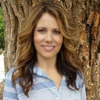 Shannon Lucero's Instagram, Twitter & Facebook