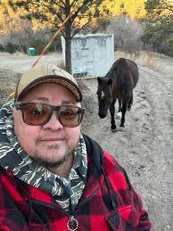 Walking today passed by this beauty the scent filled the air! What is it  please? Cheltenham