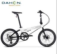 Even if you are on the heavier side, this folding bike will likely be able to hold your weight. Dahon D8 Bicycles Carousell Singapore