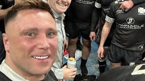 Darts star Gerwyn Price returns to his first career as he shares dressing  room pic and admits he was 'running